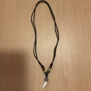 Tooth rasta necklace - black